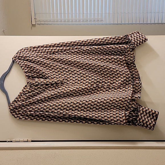 Ladies blouse - Picture 2 of 5